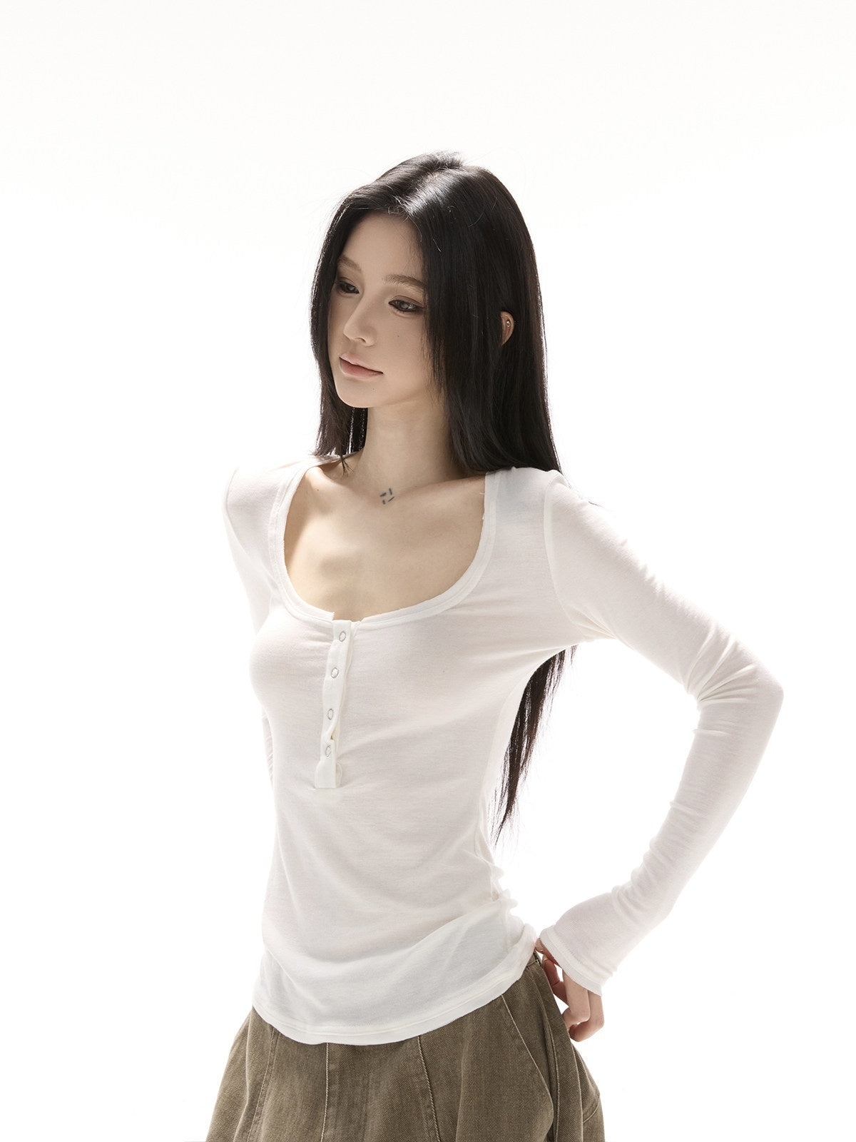 CrushOnit_Cozy_Knit_V-neck_Loose_Colorblock_Midlength_Sweater_Women_Top_&_Shorts_Sets_MISSTT