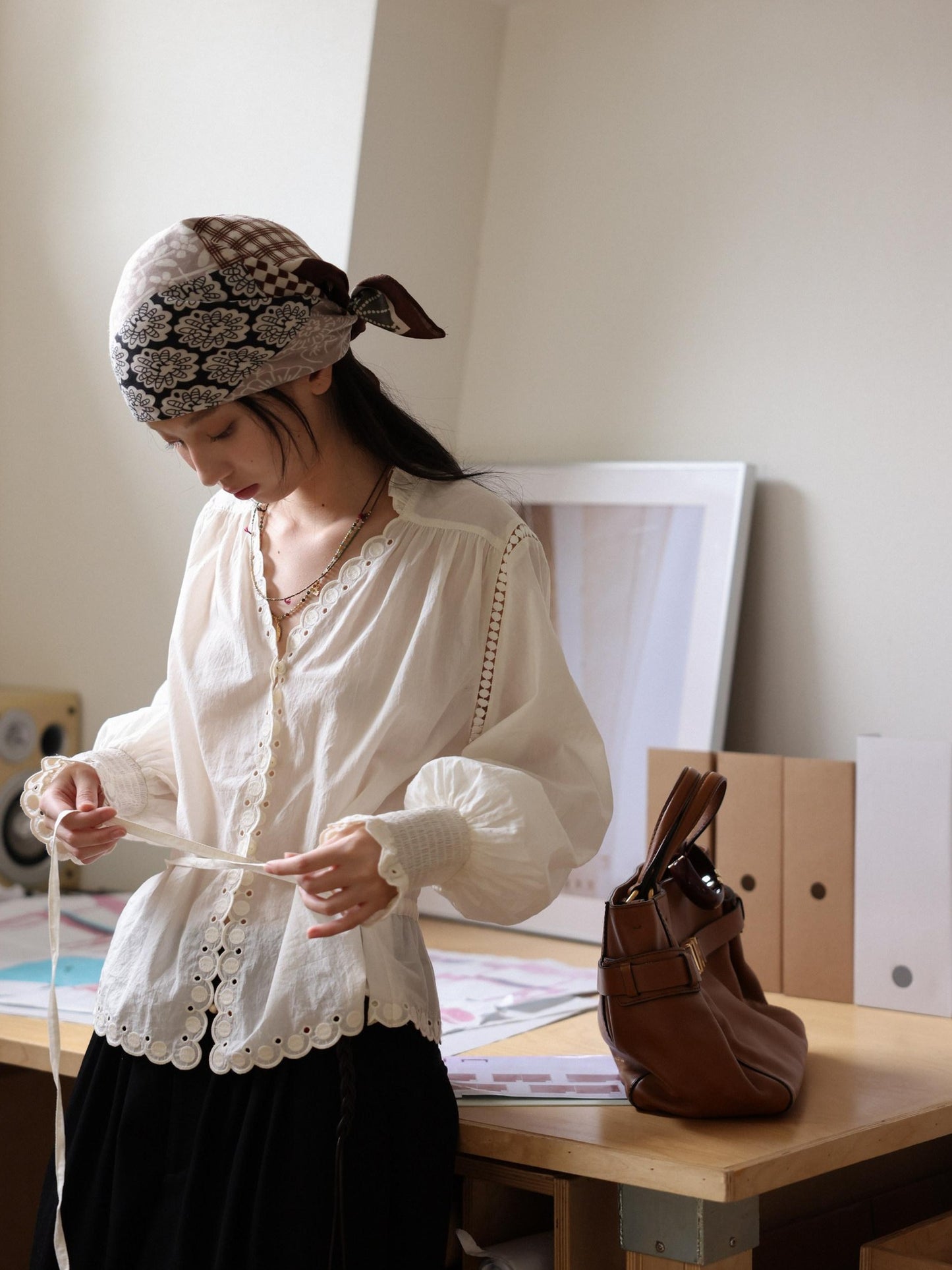 Miroment Lace Polka Dot V-neck Pure Cotton Long Sleeve Chic Ong-Sleeve Top