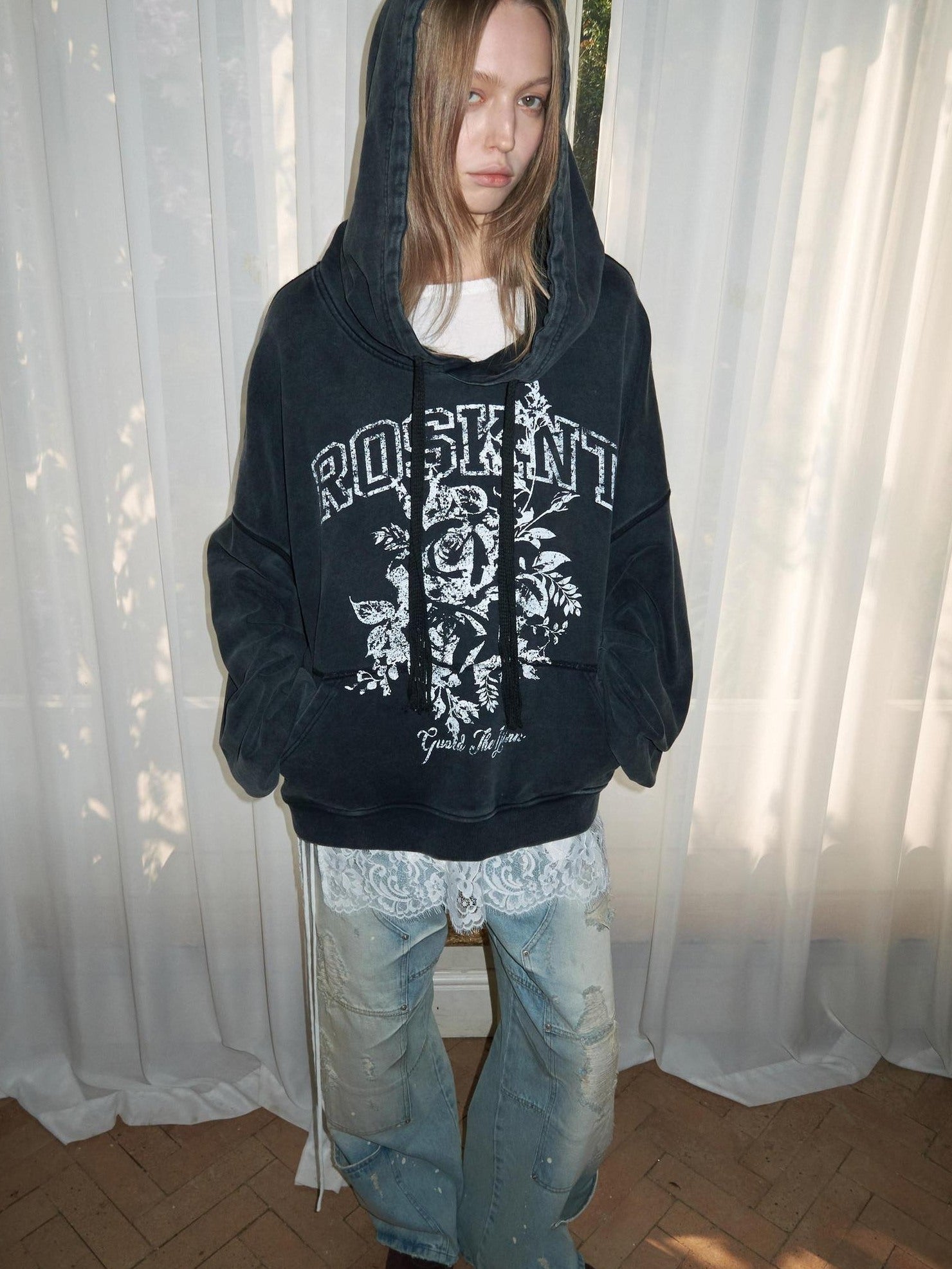 1JINN STUDIO Washed Cotton Rose Print Relaxed Fit Pullover Ruched Sleeves Girls Casual Hoodie