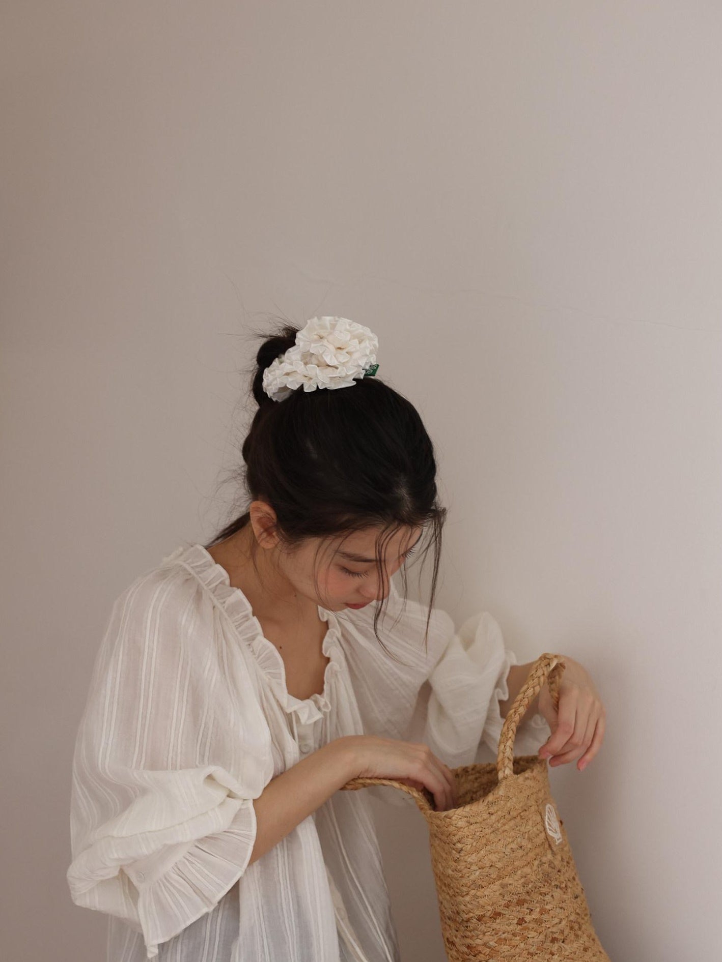 Breathable Romantic Loose V-neck Balloon Sleeves Women Cotton White Shirt
