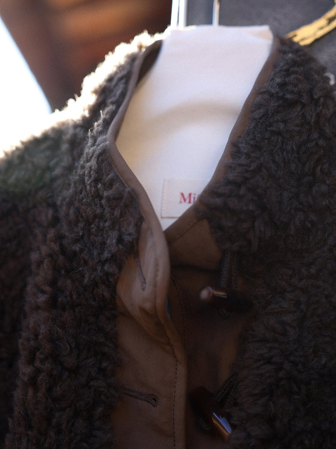 Miroment Thick Pure Sheep Wool Stand Collar Button Vintage Women Cropped Jacket