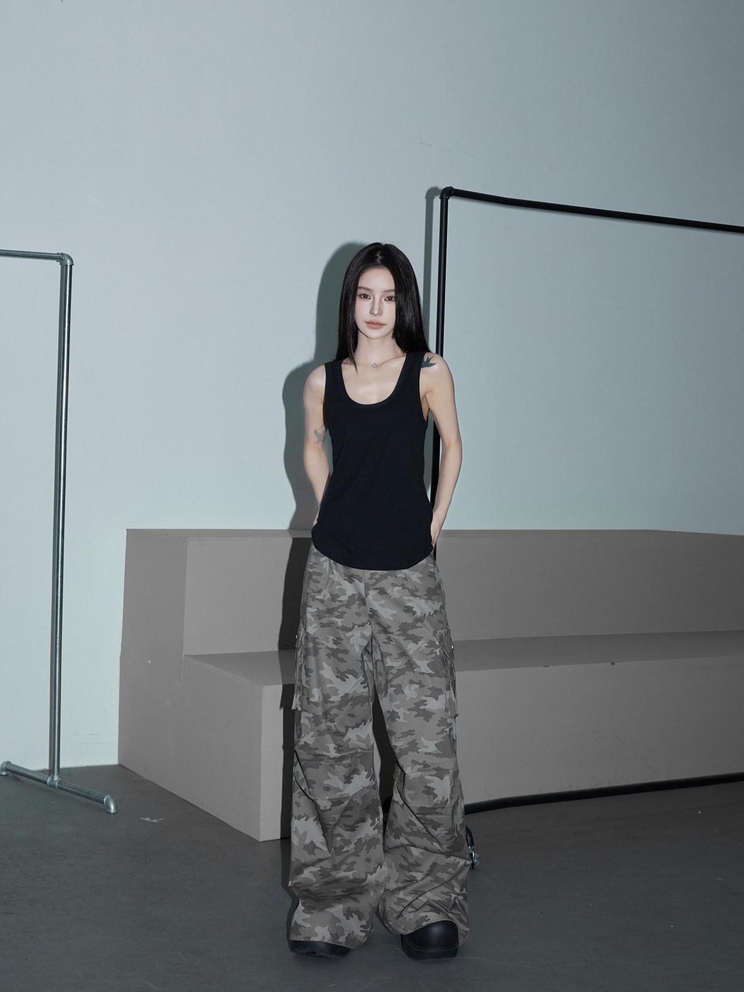 CrushOnit Versatile Camouflage Cargo Natural Waist Stretch Cotton Wide Leg Pants