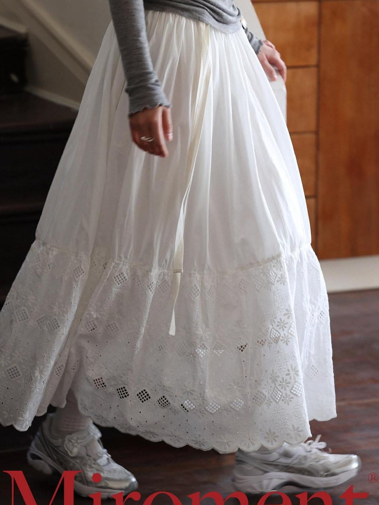 Miroment Soft Pure Cotton Embroidered Casual V-neck Spaghetti Strap Ladies Slip Dresses