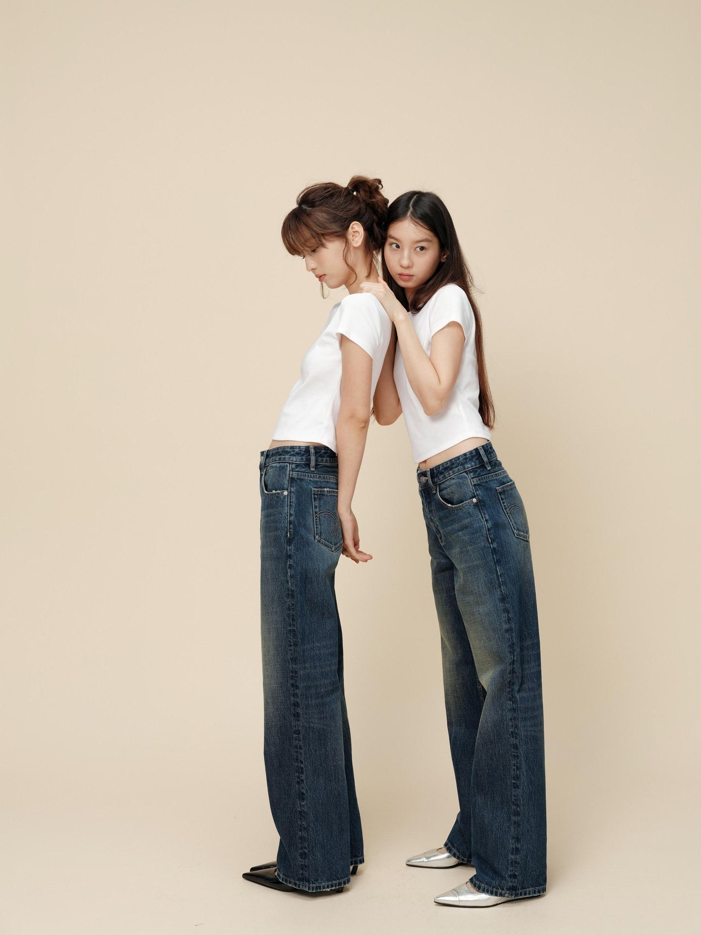 Miroment Vintage Distressed Straight Leg Mid Low Rise Button Fly Women Denim Jeans