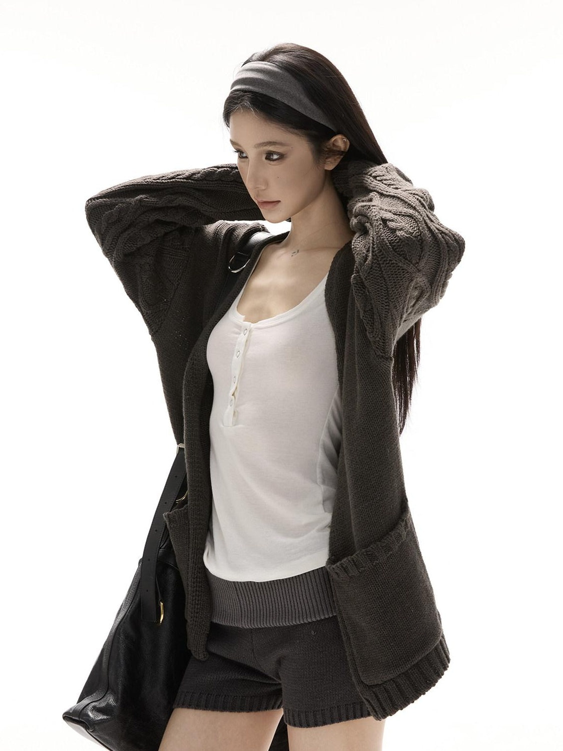 CrushOnit Cozy Knit V-neck Loose Colorblock Midlength Sweater Women Top & Shorts Sets