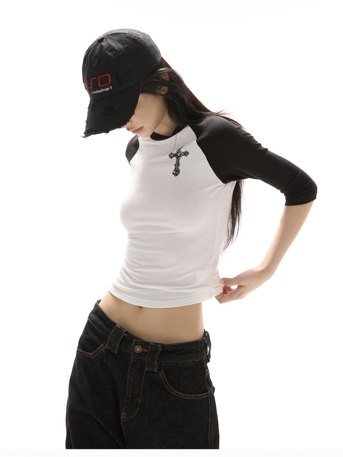 CrushOnit Moisture Wicking Slim Fit Cross Print Panel Women Yoga Long Sleeve Crop Tops