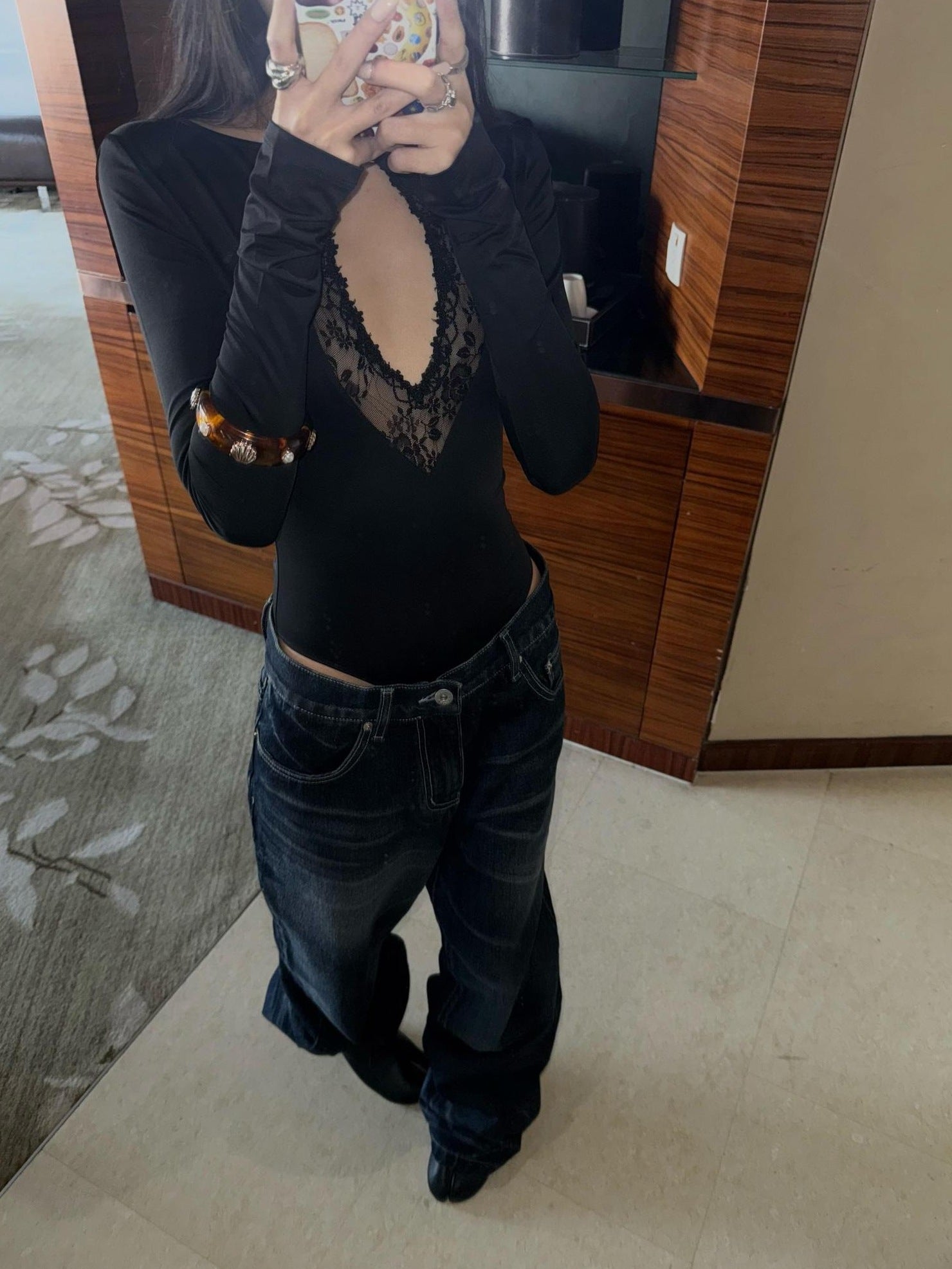 CrushOnit Soft Tencel Lace Slim V-neck Women Black Bodycon Long Sleeve Crop Tops
