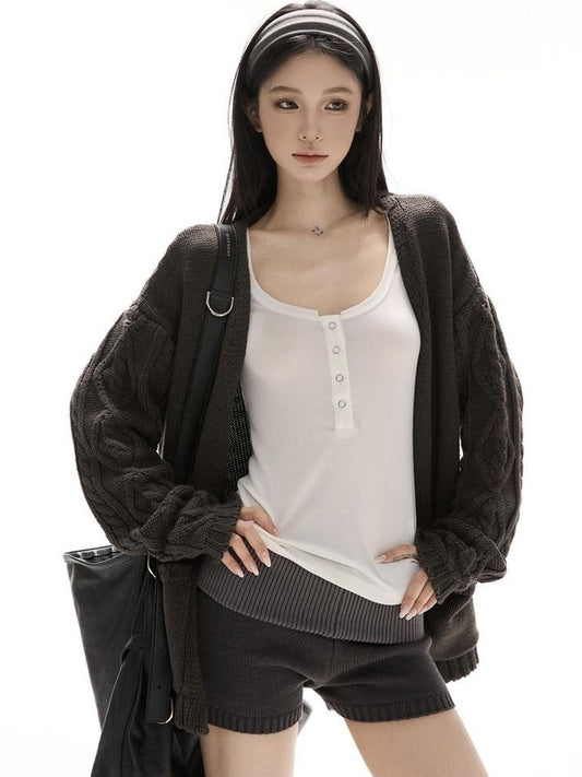 CrushOnit V-neck Knit Oversized Colorblock 3 Piece Warm Women Low Waist Top & Shorts Sets