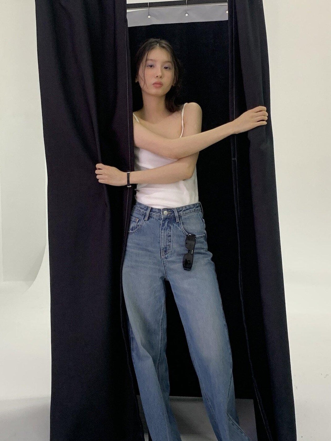 Miroment Vintage Distressed High Waist Loose Fit Cotton Women Classic Denim Jeans