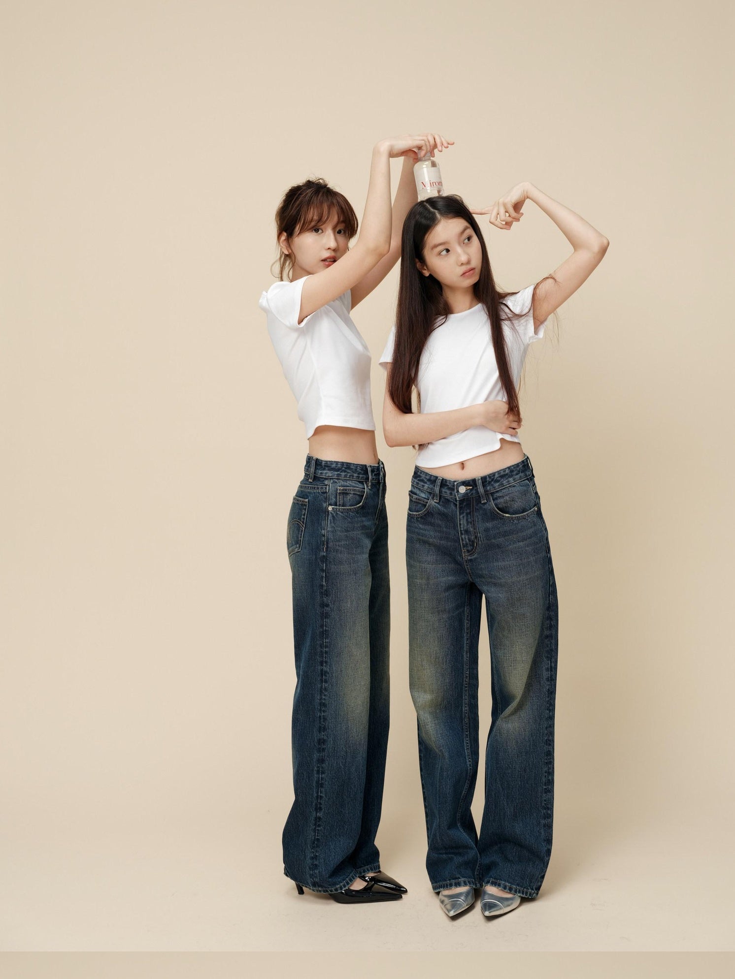 Miroment Vintage Distressed Straight Leg Mid Low Rise Button Fly Women Denim Jeans